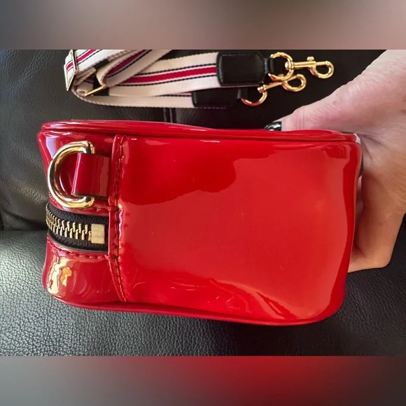 Marc Jacobs Red Patent Heart Logo Camera Crossbody Bag Limited Edition❤️ - Picture 13 of 15